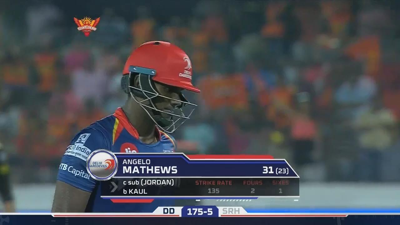 M21: SRH vs DD – Angelo Mathews Wicket