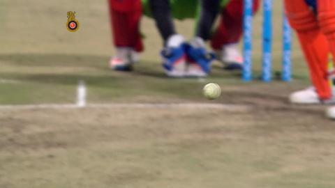 M44: RCB vs GL – Aaron Finch Wicket background