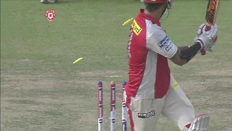 M20: KXIP vs KKR – Manpreet Gony Wicket