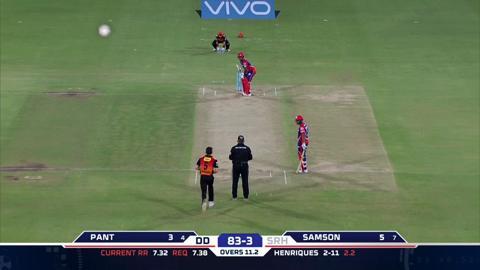 M42: SRH vs DD – Sanju Samson Six background