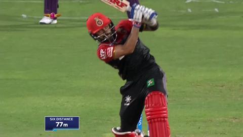 M16: RPS vs RCB – Virat Kohli Six