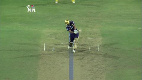 M21: CSK vs KKR – Yusuf Pathan Wicket