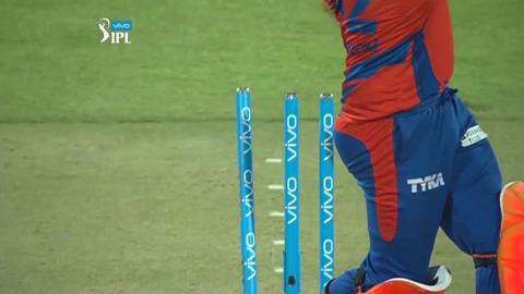 M31: GL vs DD – Brendon McCullum Wicket