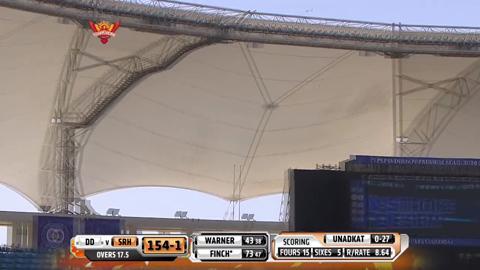 M12: SRH vs DD– Man of the Match - Aaron Finch background