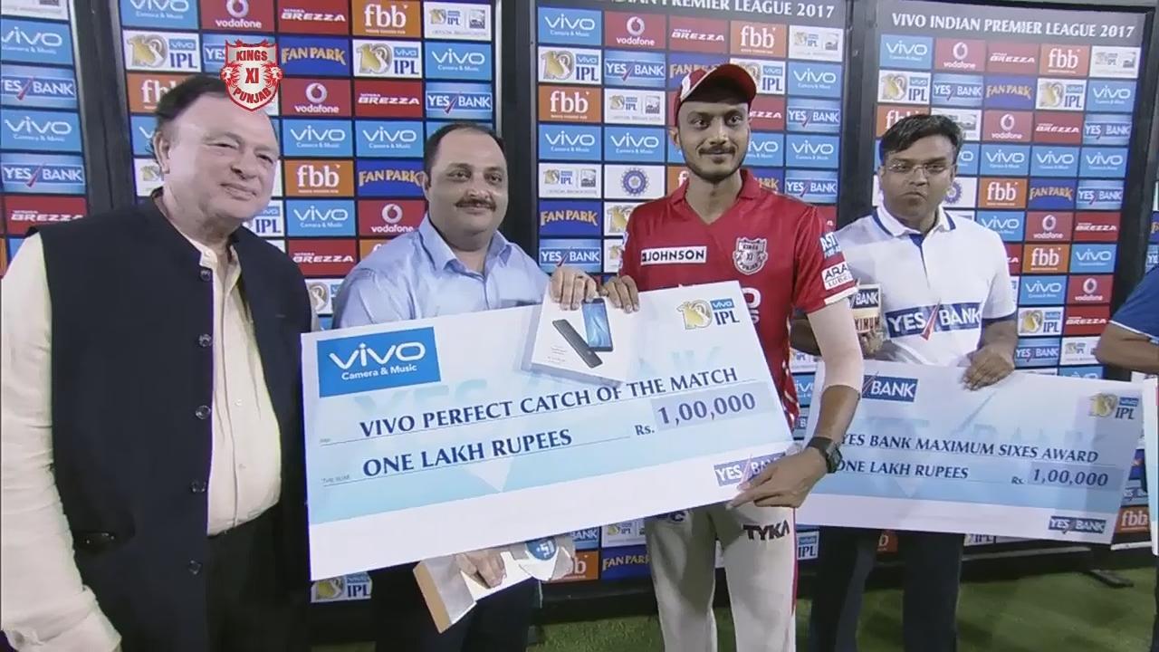 M49: KXIP vs KKR – VIVO perfect catch of the match – Axar Patel