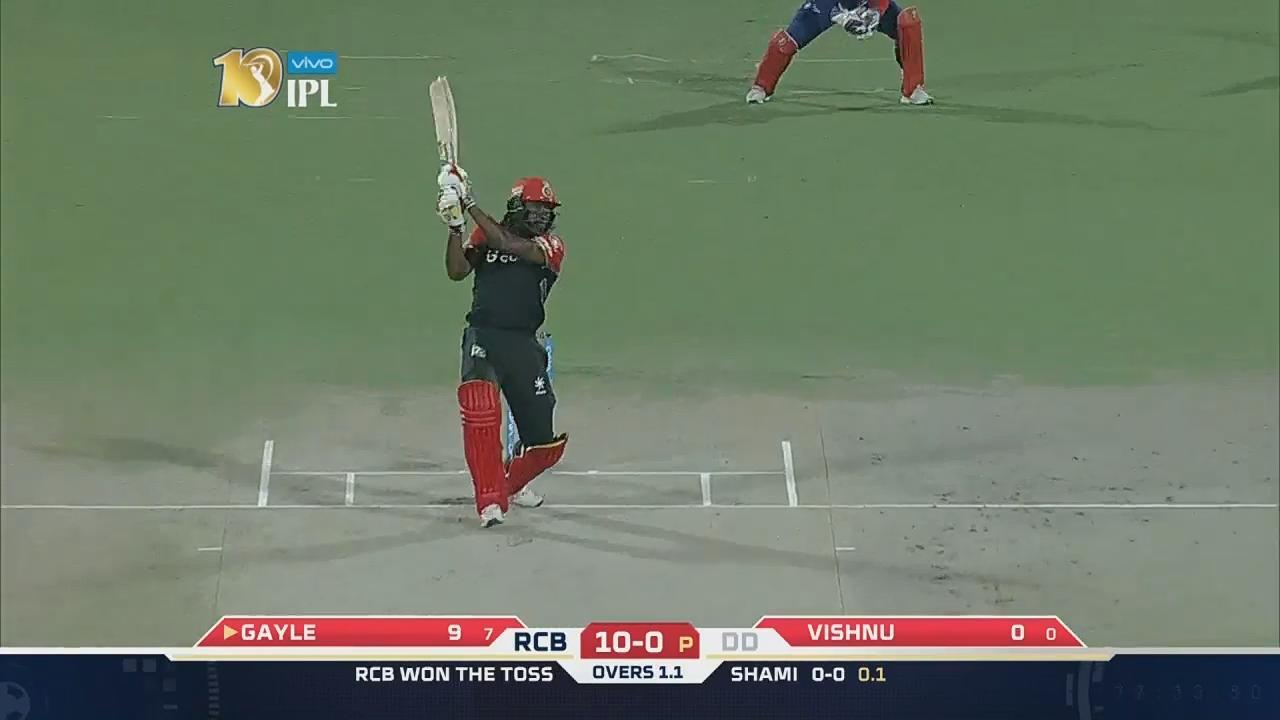 M56: DD vs RCB – Chris Gayle Six