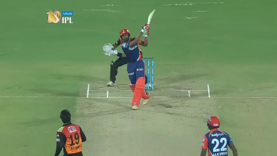 M21: SRH vs DD – Shreyas Iyer Six