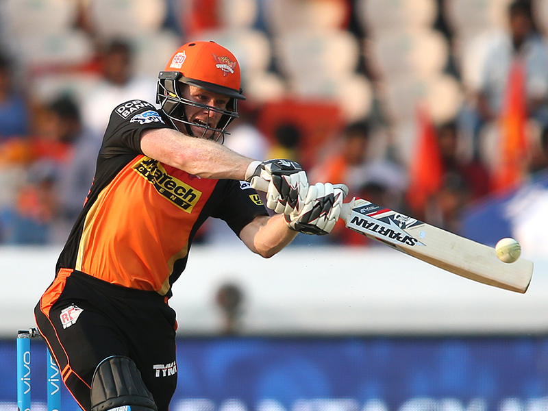M8: SRH vs KKR – Super Sixes