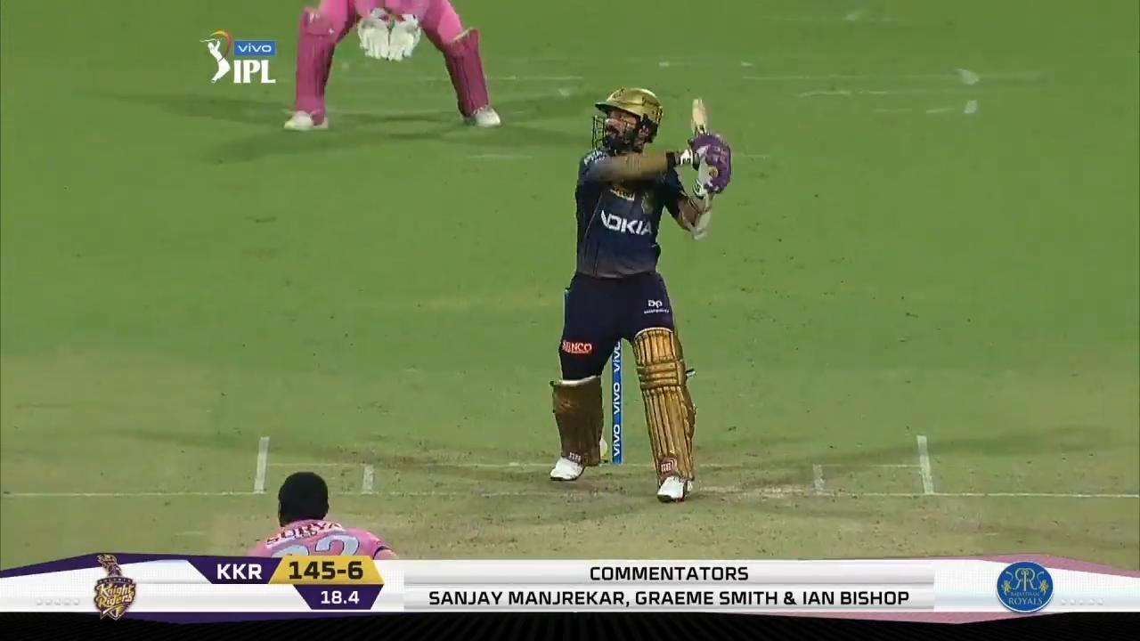 M43: KKR vs RR – Dinesh Karthik Six