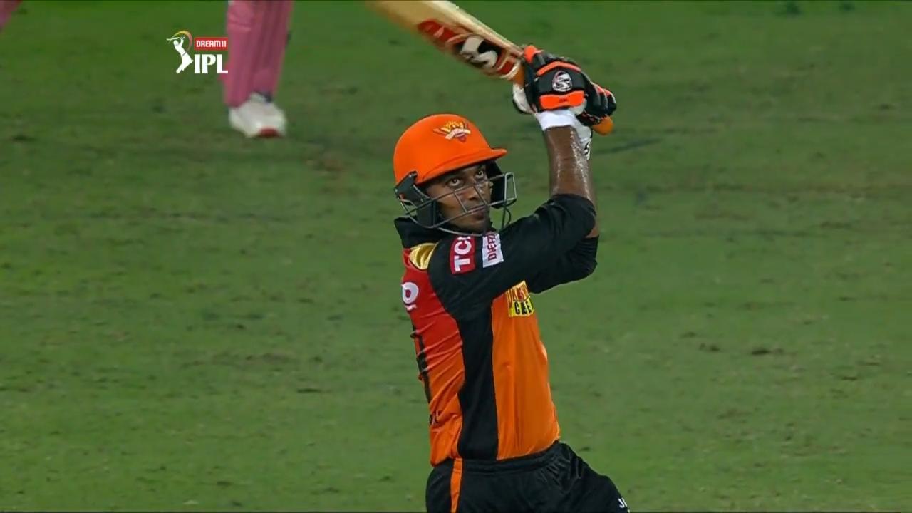 Shankar smacks Archer for three 4s