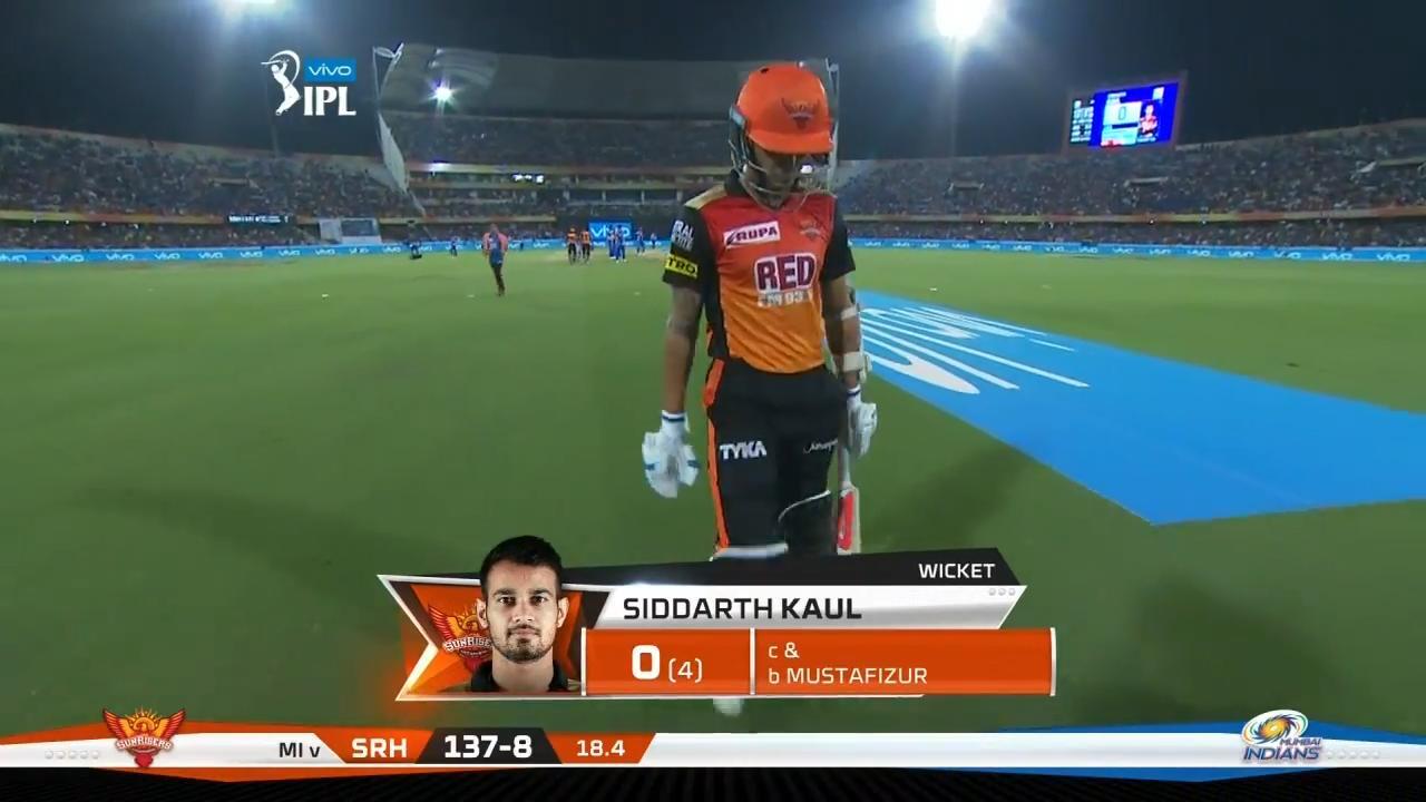 M07: SRH vs MI – Siddarth Kaul Wicket background