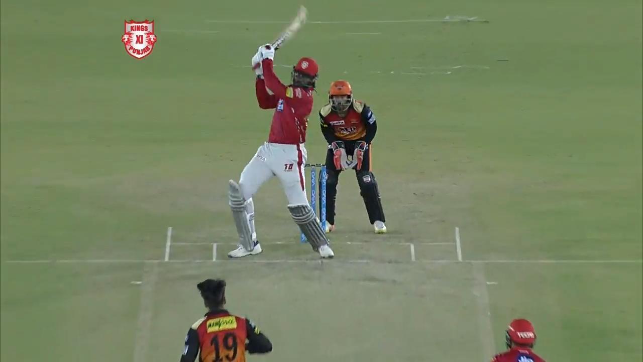 M16: KXIP vs SRH – Super Sixes