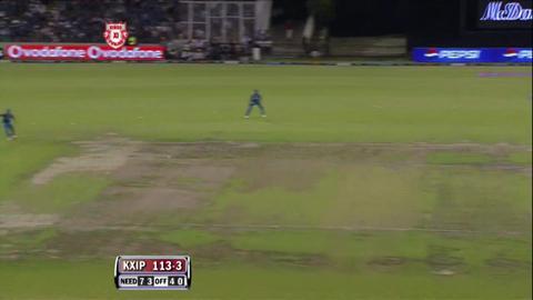 M29: KXIP vs PWI – Mandeep Singh 77