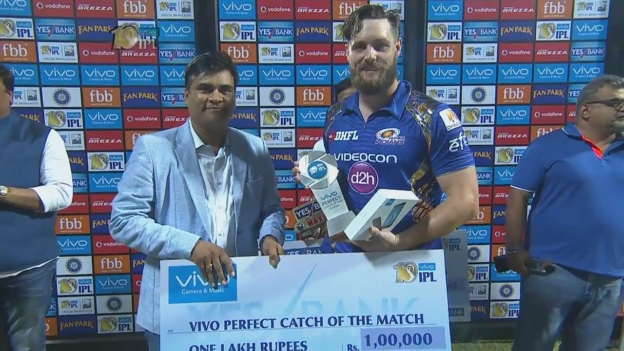 M7: MI vs KKR – VIVO perfect catch of the match – Mitchell McClenaghan