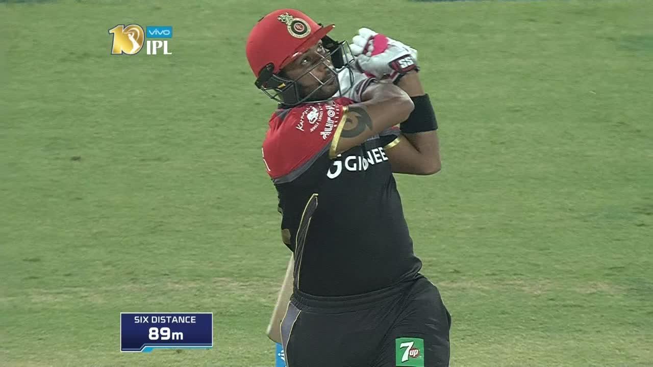M8: KXIP vs RCB – Stuart Binny Six