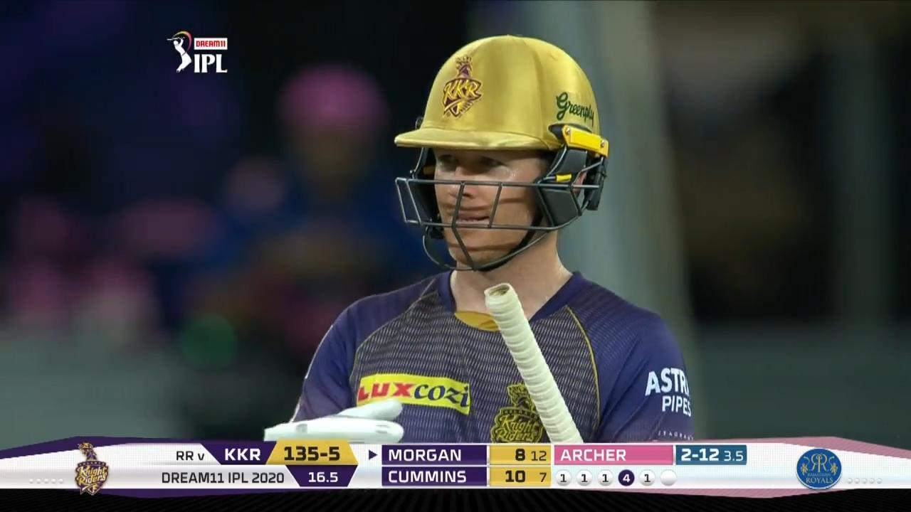 Eoin Morgan's cameo of 34*(23) background
