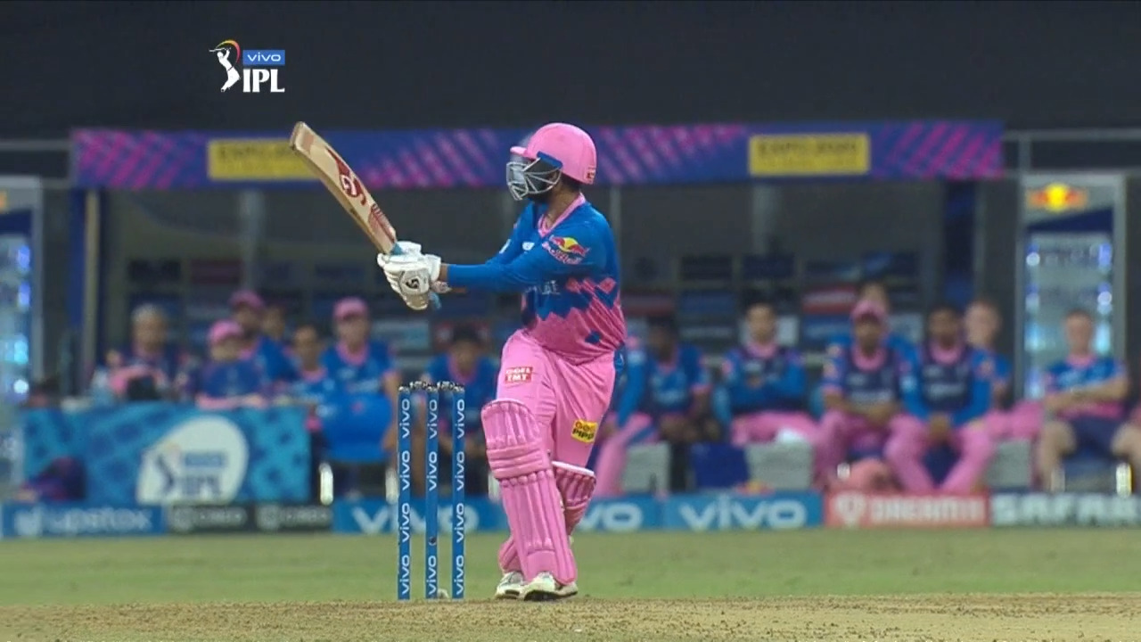 M16: RCB vs RR – Rahul Tewatia Six
