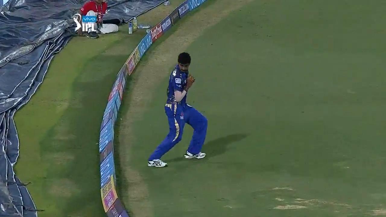M07: SRH vs MI – Shikhar Dhawan Wicket