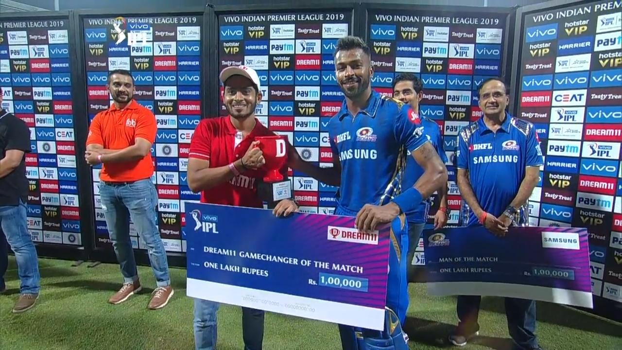 M31: MI vs RCB – Dream11 GameChanger of the Match – Hardik Pandya background