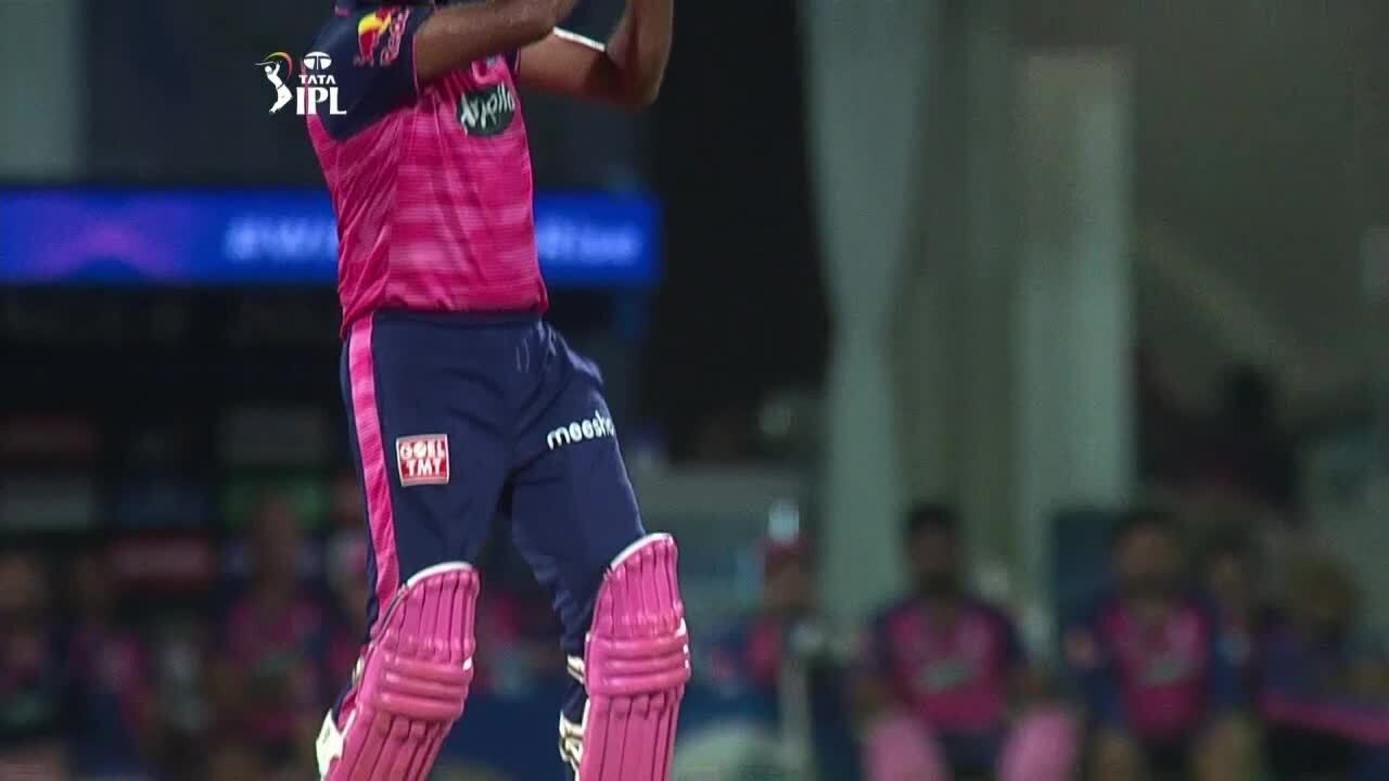 M58: RR vs DC – Ravichandran Ashwin Six