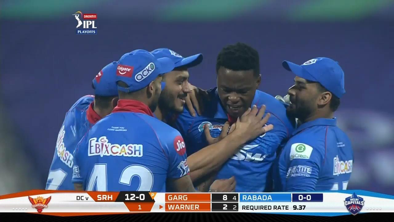 Q2: DC vs SRH – Fall of Wickets background