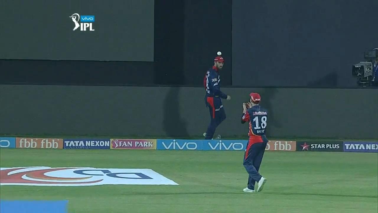 Maxwell & Boult do a copy paste catch