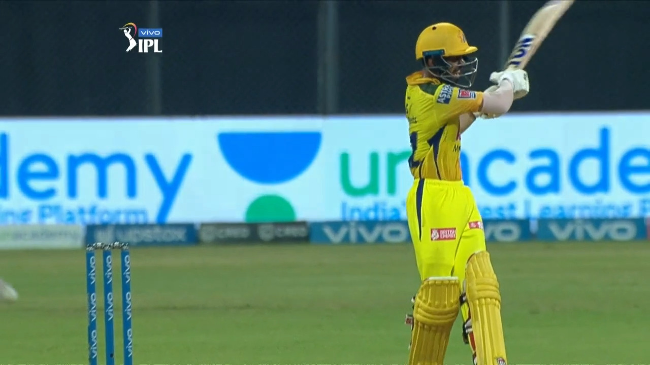 M15: KKR vs CSK – Ruturaj Gaikwad Six