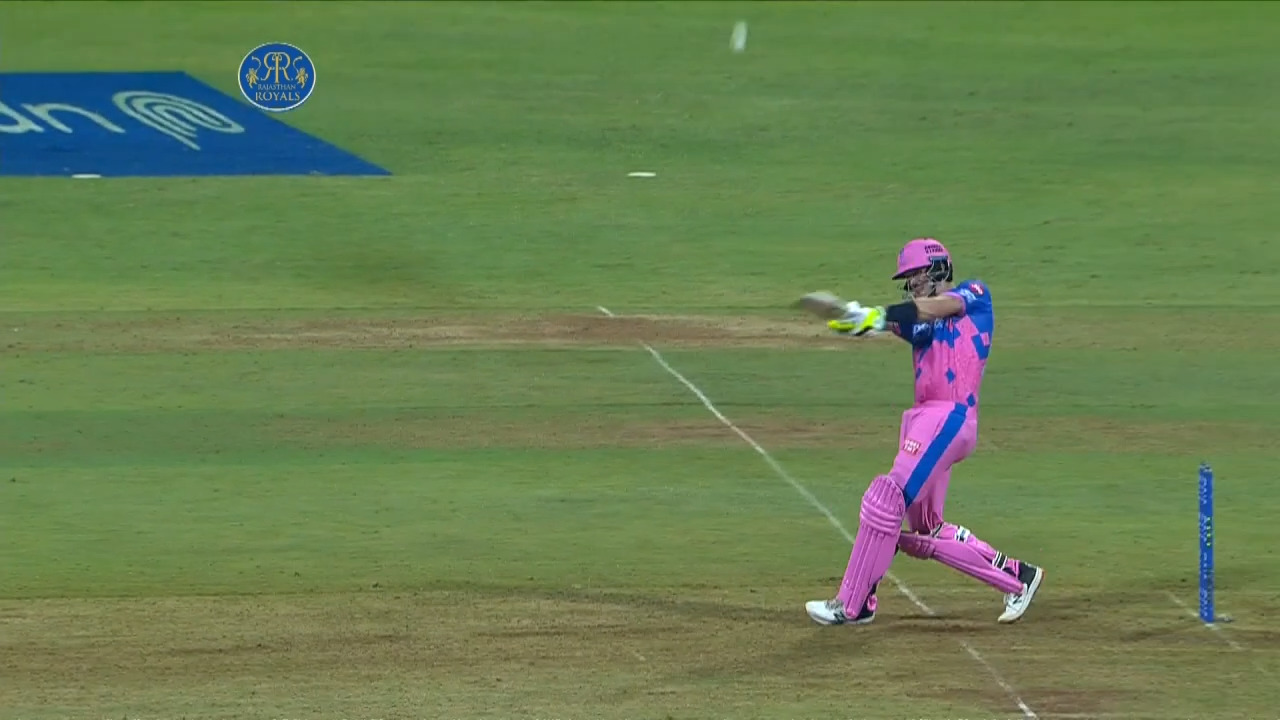 M07: RR vs DC – Super Sixes background