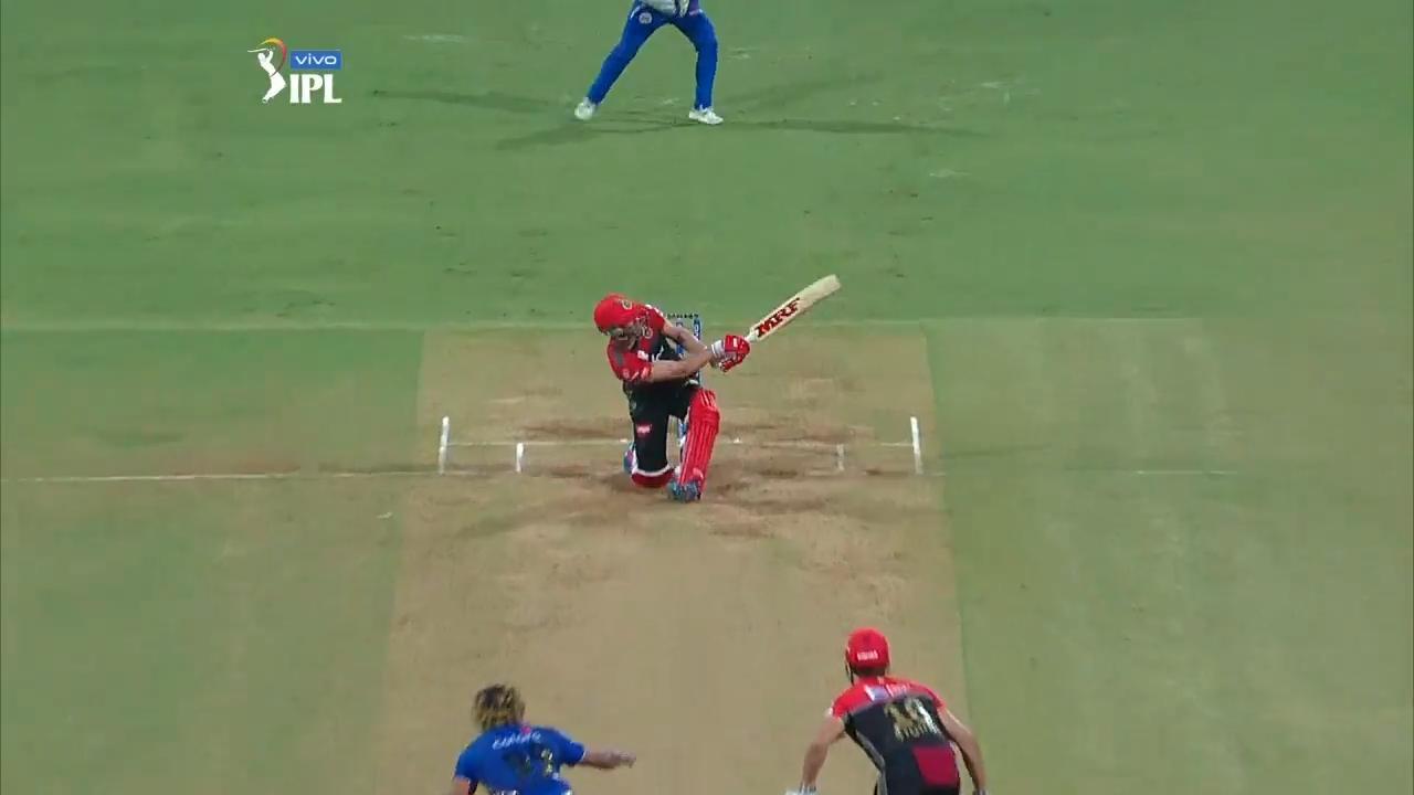 M31: MI vs RCB – AB de Villiers Six