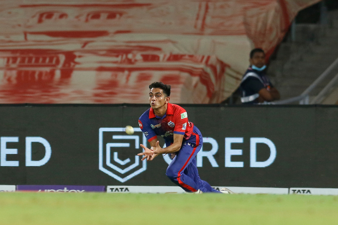 Super sub Kamlesh Nagarkoti takes a tremendous diving catch background