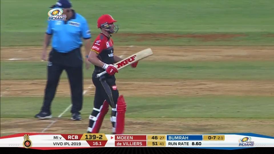 The ABD show at Wankhede 75(51) background