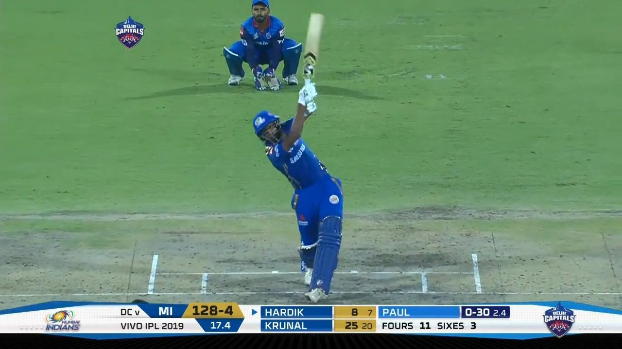M34: DC vs MI – Hardik Pandya Six background