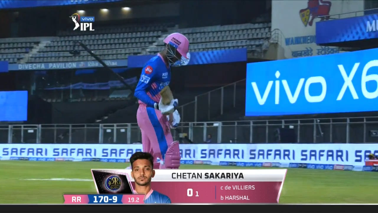M16: RCB vs RR – Chetan Sakariya Wicket background