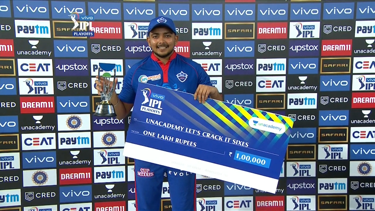 Q1: DC vs CSK – Unacademy Lets Crack It Sixes of the Match – Prithvi Shaw background