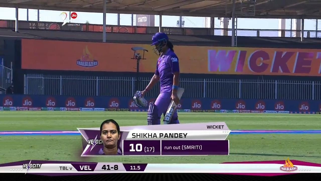 M02: Velocity vs Trailblazers – Shikha Pandey Wicket background