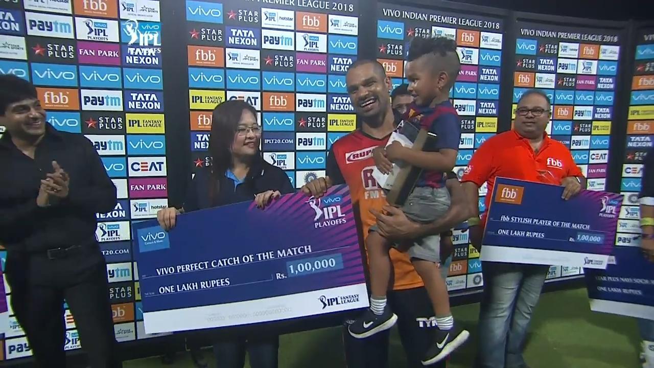 Q2: SRH vs KKR – VIVO perfect catch of the match – Shikhar Dhawan background