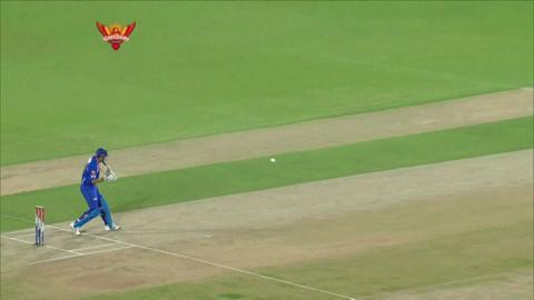M68: SRH vs RR – Rahul Dravid Six