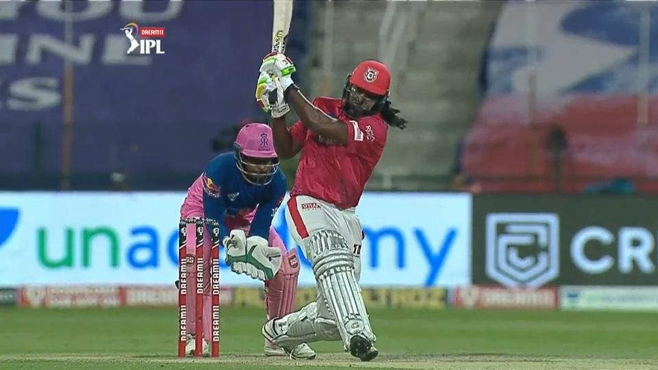 Gayle Storm in Abu Dhabi - 99(63) background