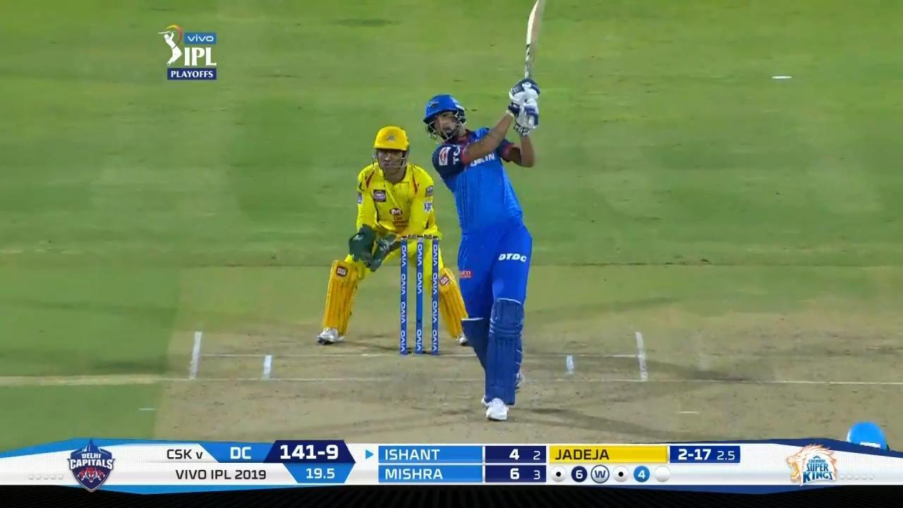 Q2: CSK vs DC – Ishant Sharma Six
