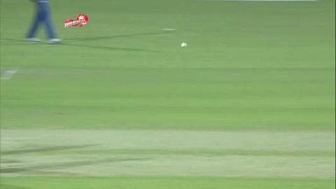 IPL 2012 Match 36 – DD vs MI: Super Sixes