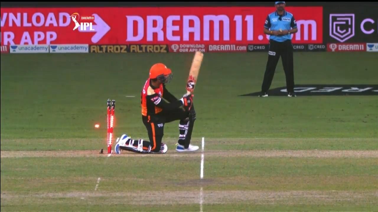 Rashid gets hit wicket