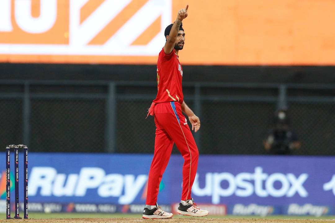 Harpreet Brar stars for PBKS with 3/26 background