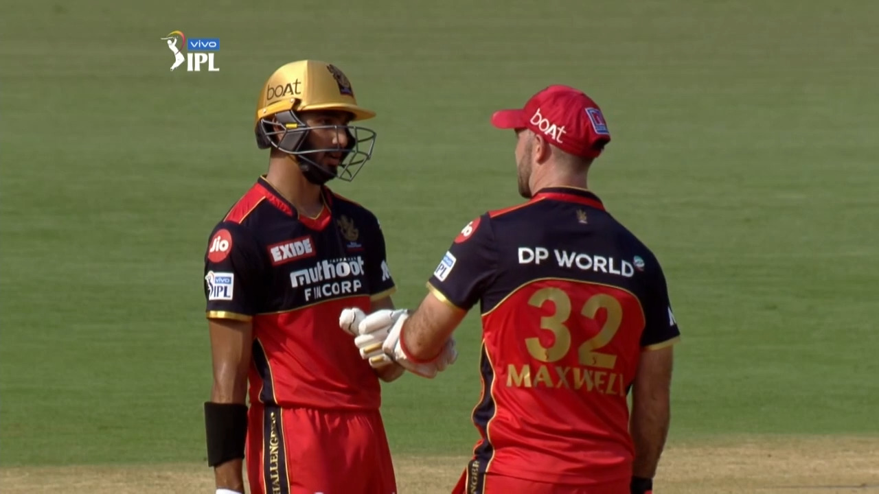 6,4,4 - Maxi, Padikkal take on Shakib