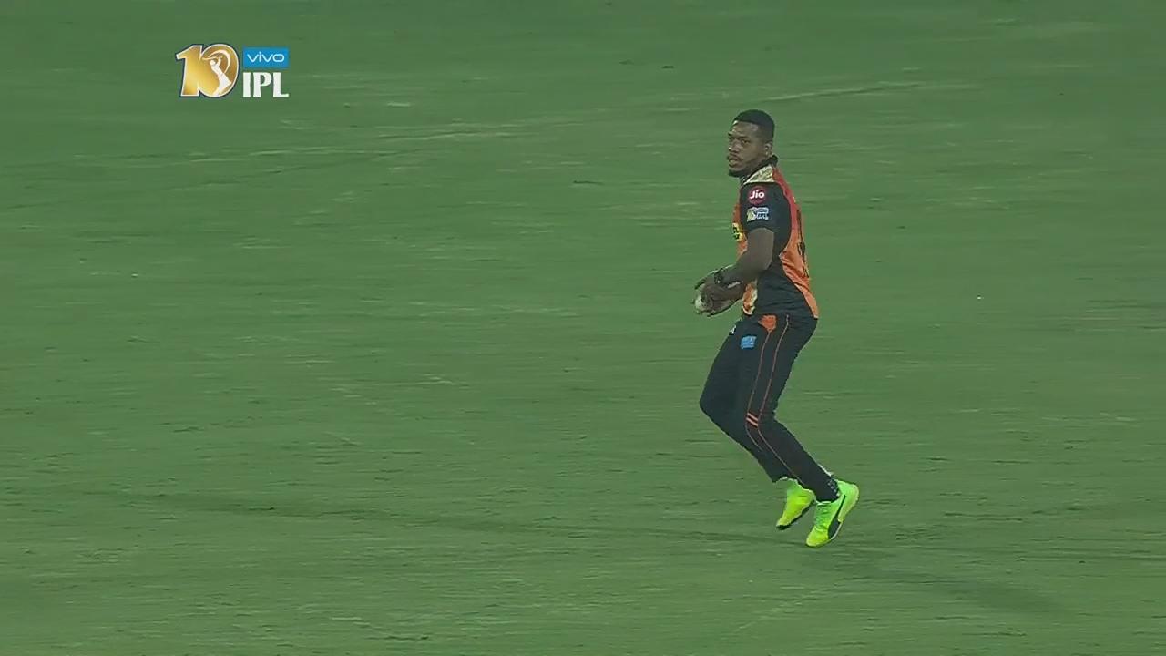M1: SRH vs RCB – Yuzvendra Chahal Wicket background
