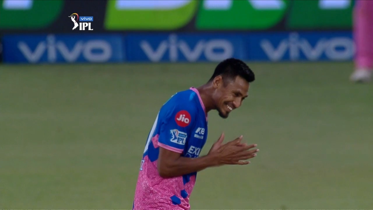 Mustafizur Rahman's economical 3/20