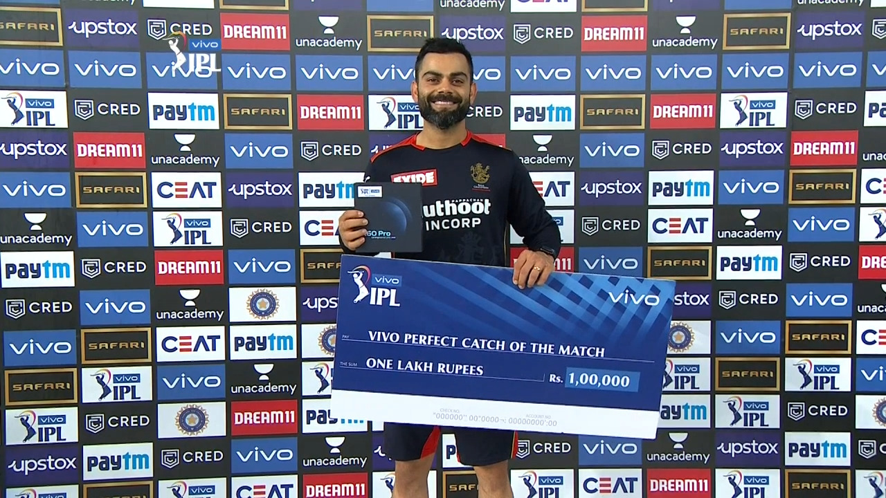 M56: RCB vs DC – VIVO perfect catch of the match – Virat Kohli background