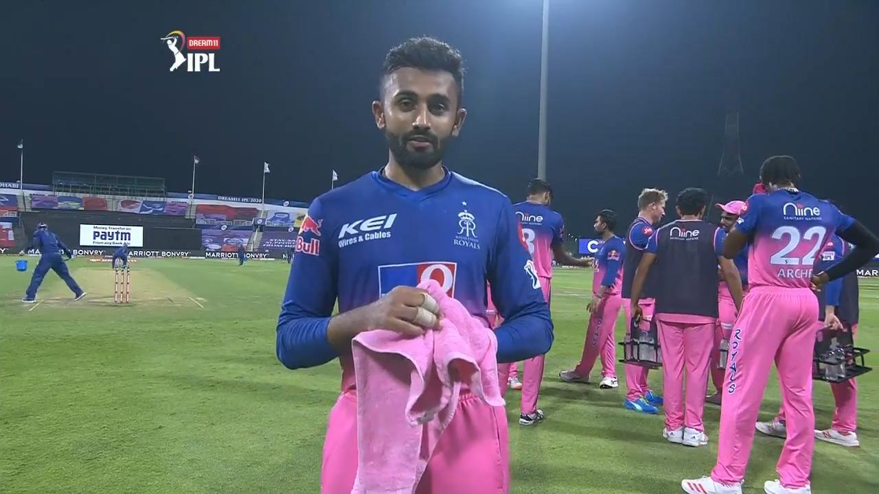 M20: MI vs RR – Shreyas Gopal Interview background