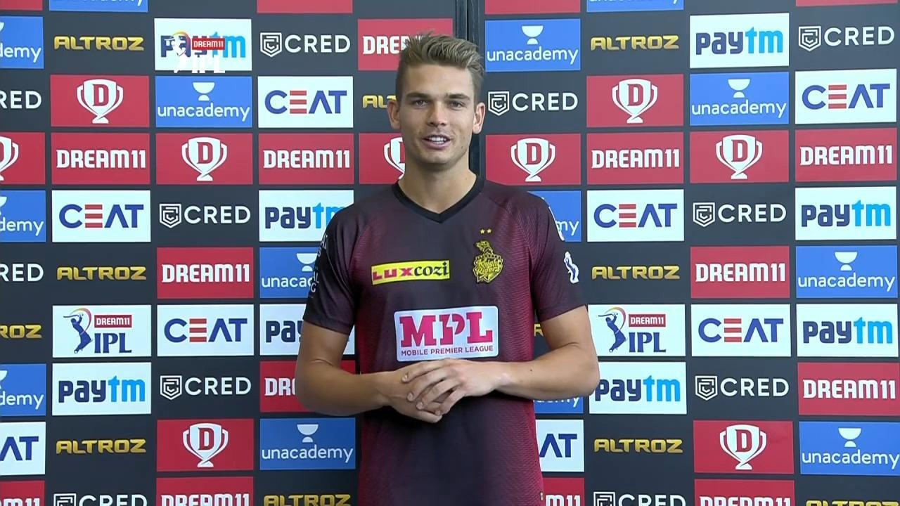 M35: SRH vs KKR – Chris Green Interview background