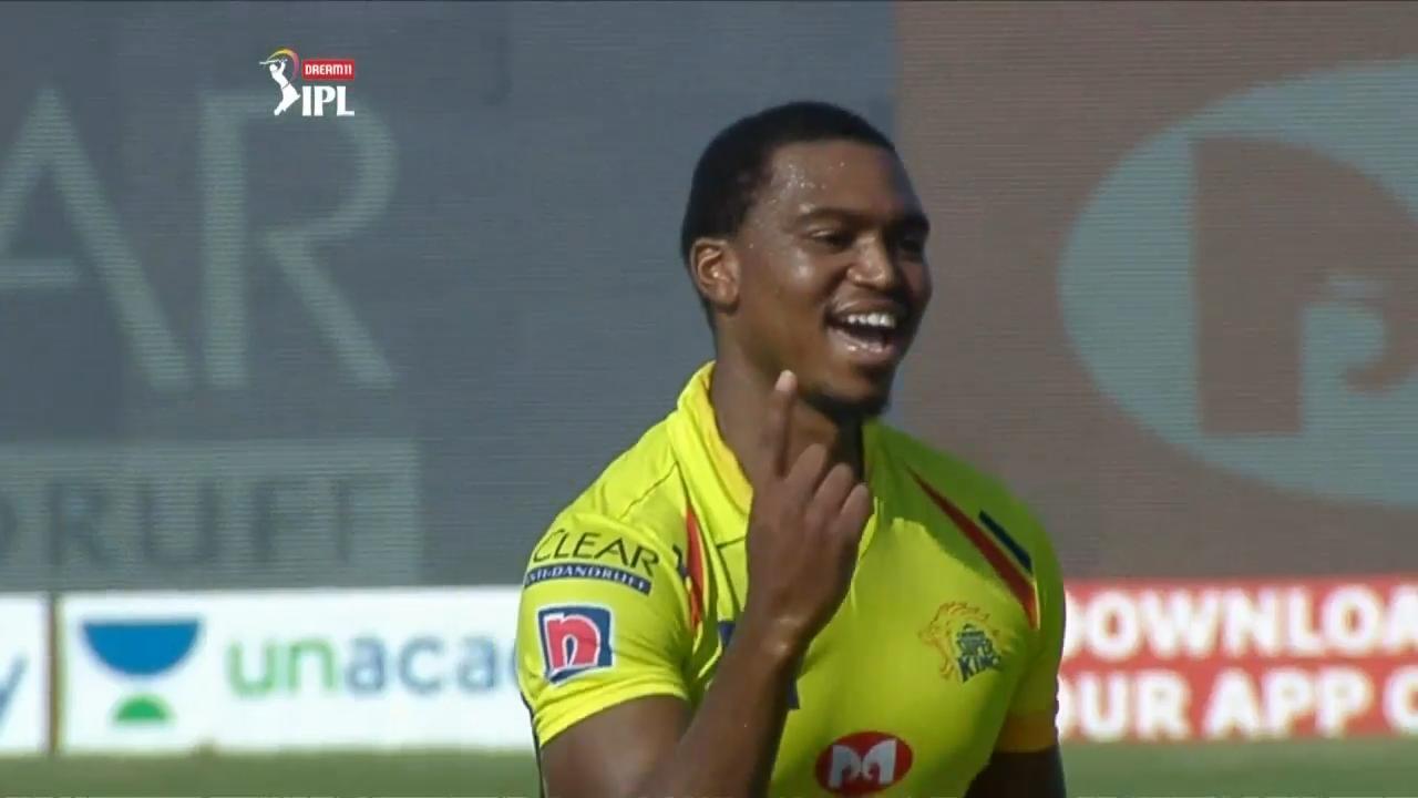 Ngidi's slower ball tricks KL background