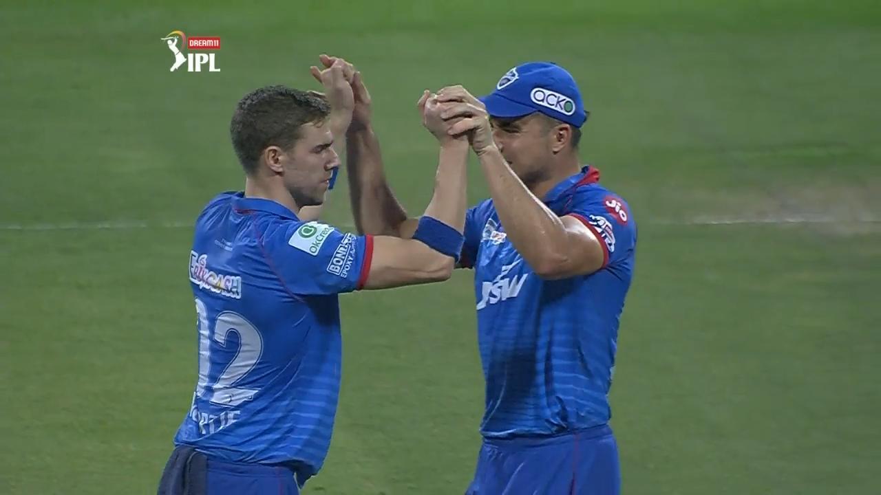 M55: DC vs RCB – Fall of Wickets
